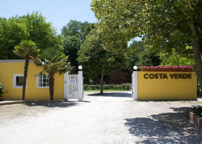 Village Costa